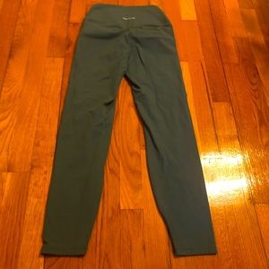 Paragon Fitwear 7/8 Leggings